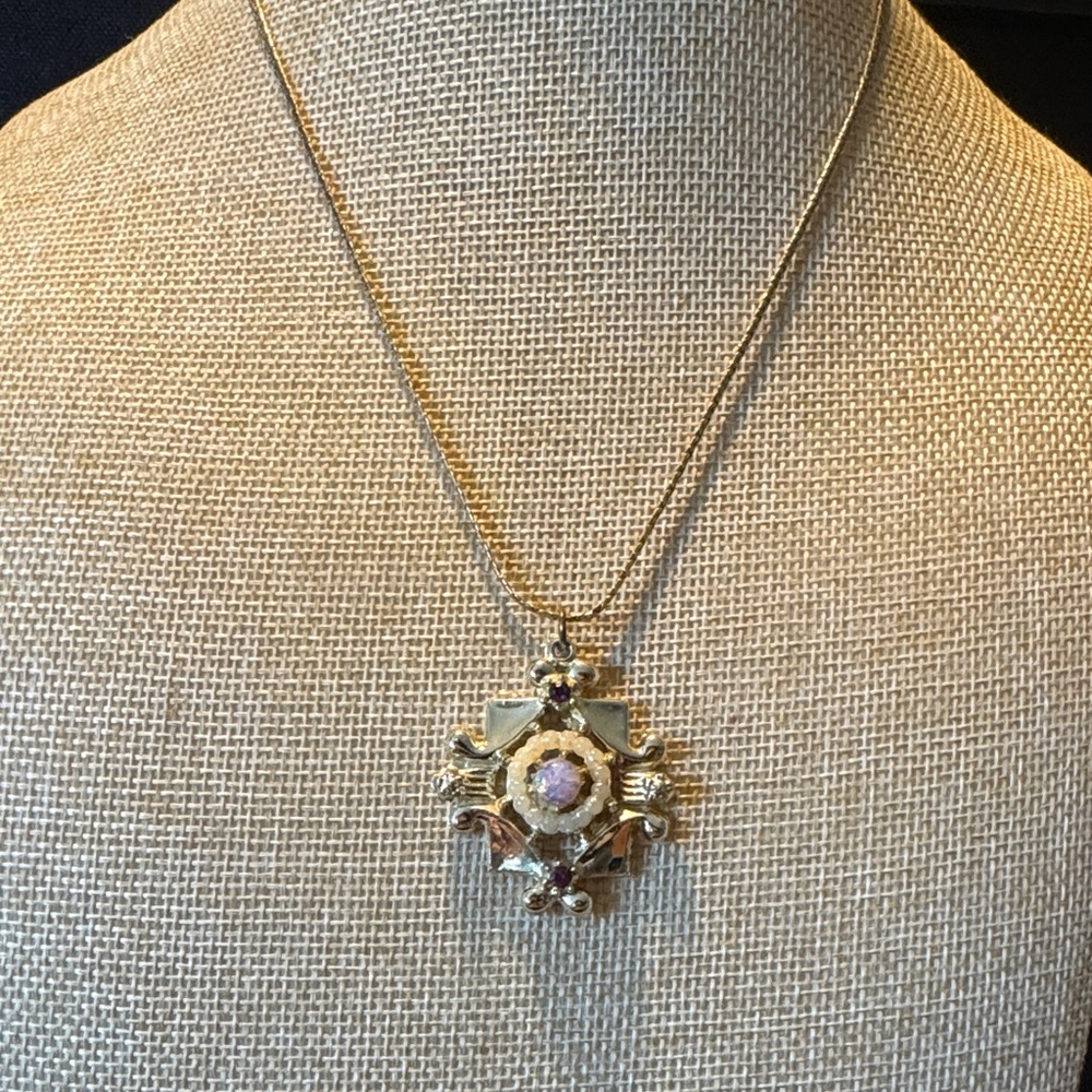 Vintage Avon Gold Pendant